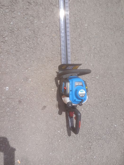 Vind masina de tuns gard viu pe benzina