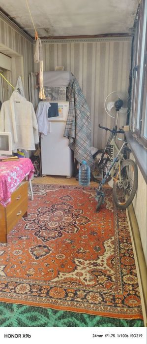 4 xonali kvartira sotiladi