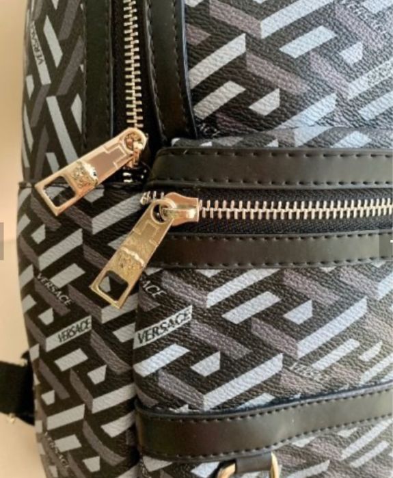 Нова раница Versace