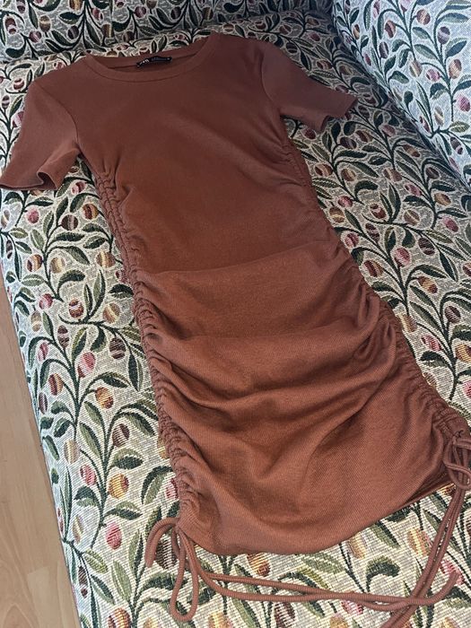Rochie tricou maro, Zara, șnur lateral