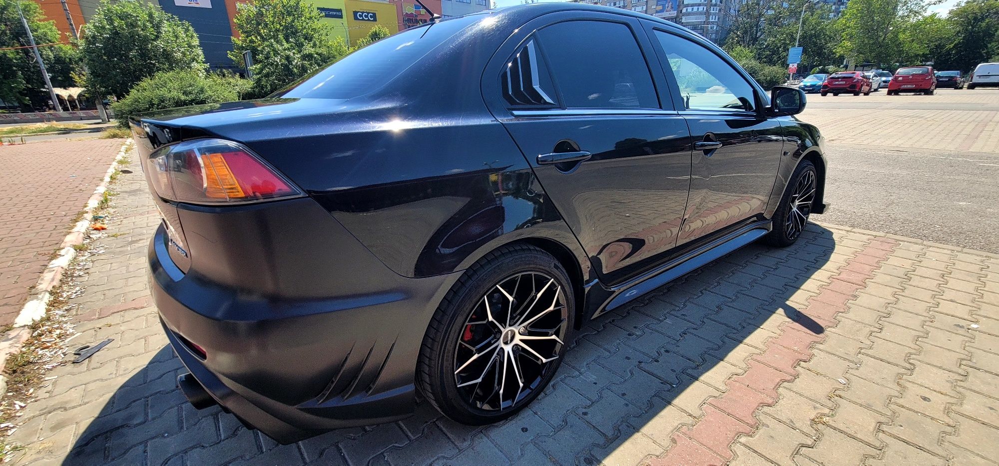 Mitsubishi Lancer