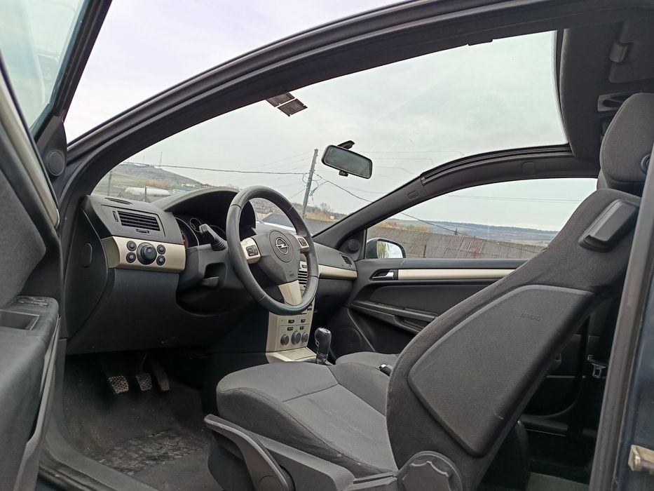 Vând Opel Astra h gtc