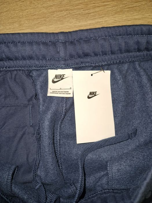 Nike sweatpants L