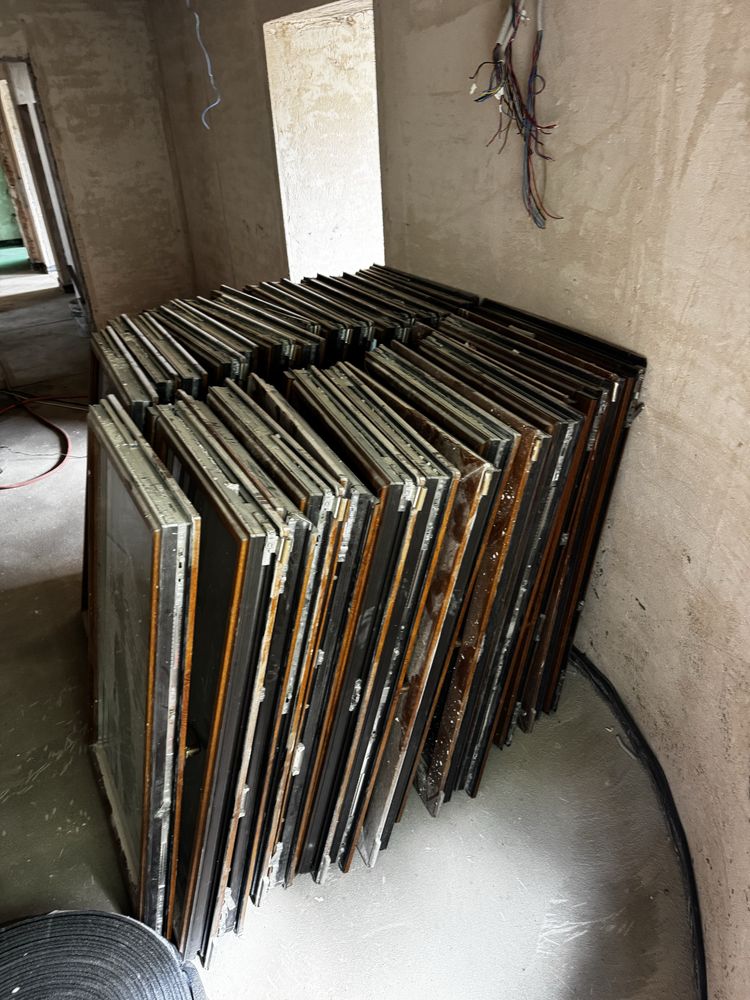 Termopane pvc ,min 25 ferestre,usi,diferite marimi