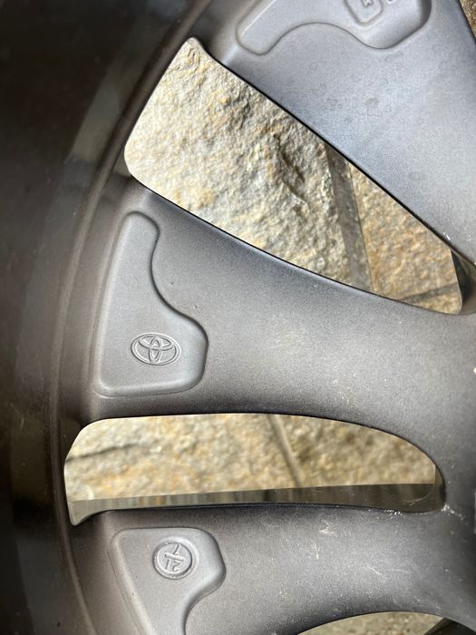 Джанти Тойота 19 5x120 8j et35