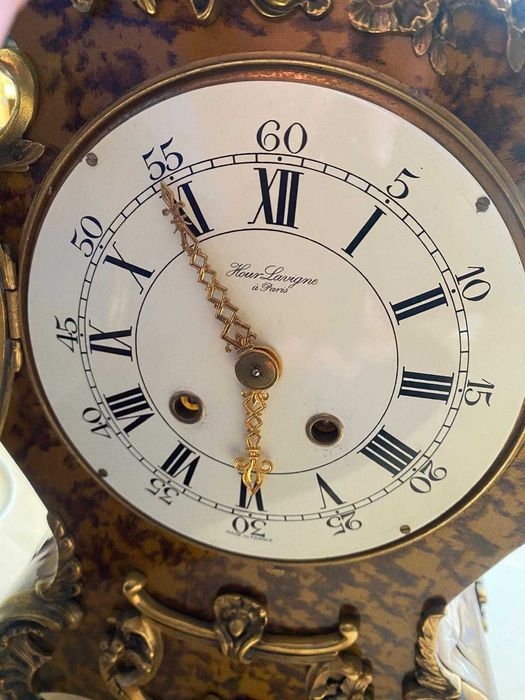 Ceas tip Semineu Hour Lavigne a Paris bronz si lemn