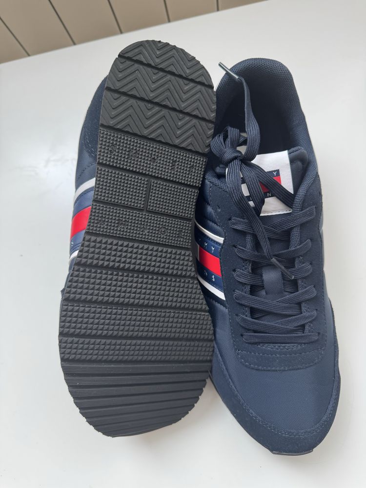 Маратонки  Tommy Hilfiger