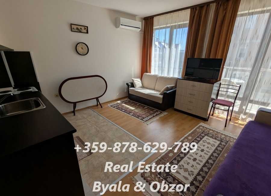 Продава се Едностаен апартамент в Обзор - 36 кв.м за 1153 €/кв.м - Снимка #2