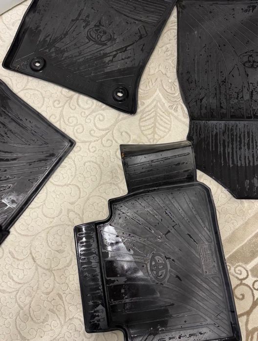 Коврики Тоета Камри 70/75