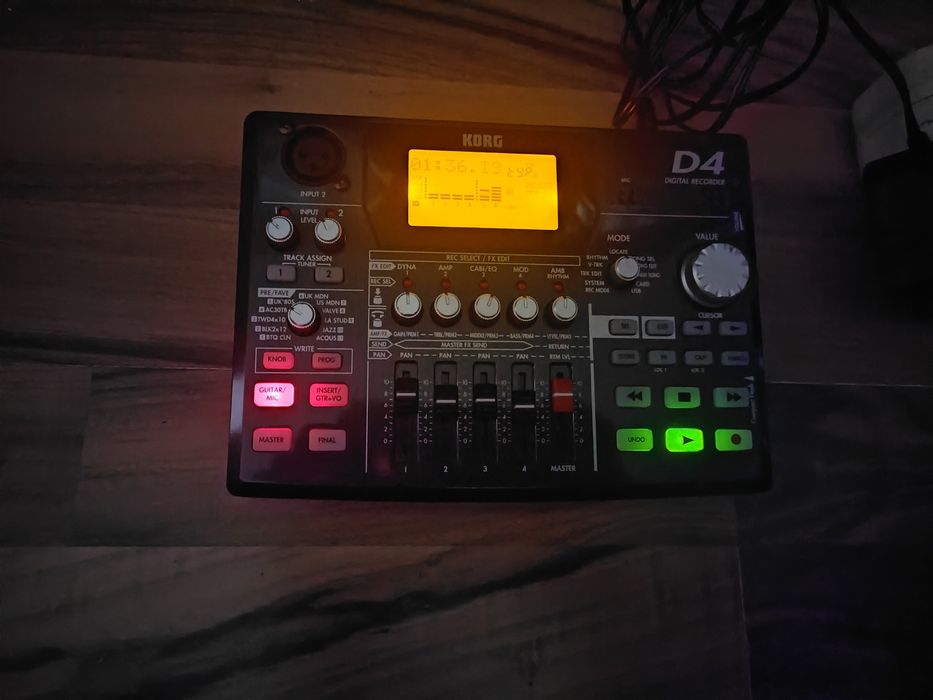Digital recorder Korg D4