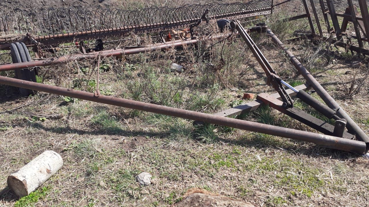 Продам грабли прицепные