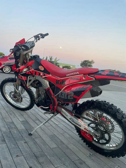 Honda crf 250 2015 година
