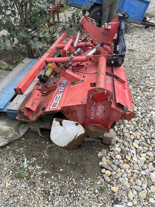 Tractoras Yanmax de 25 de cp