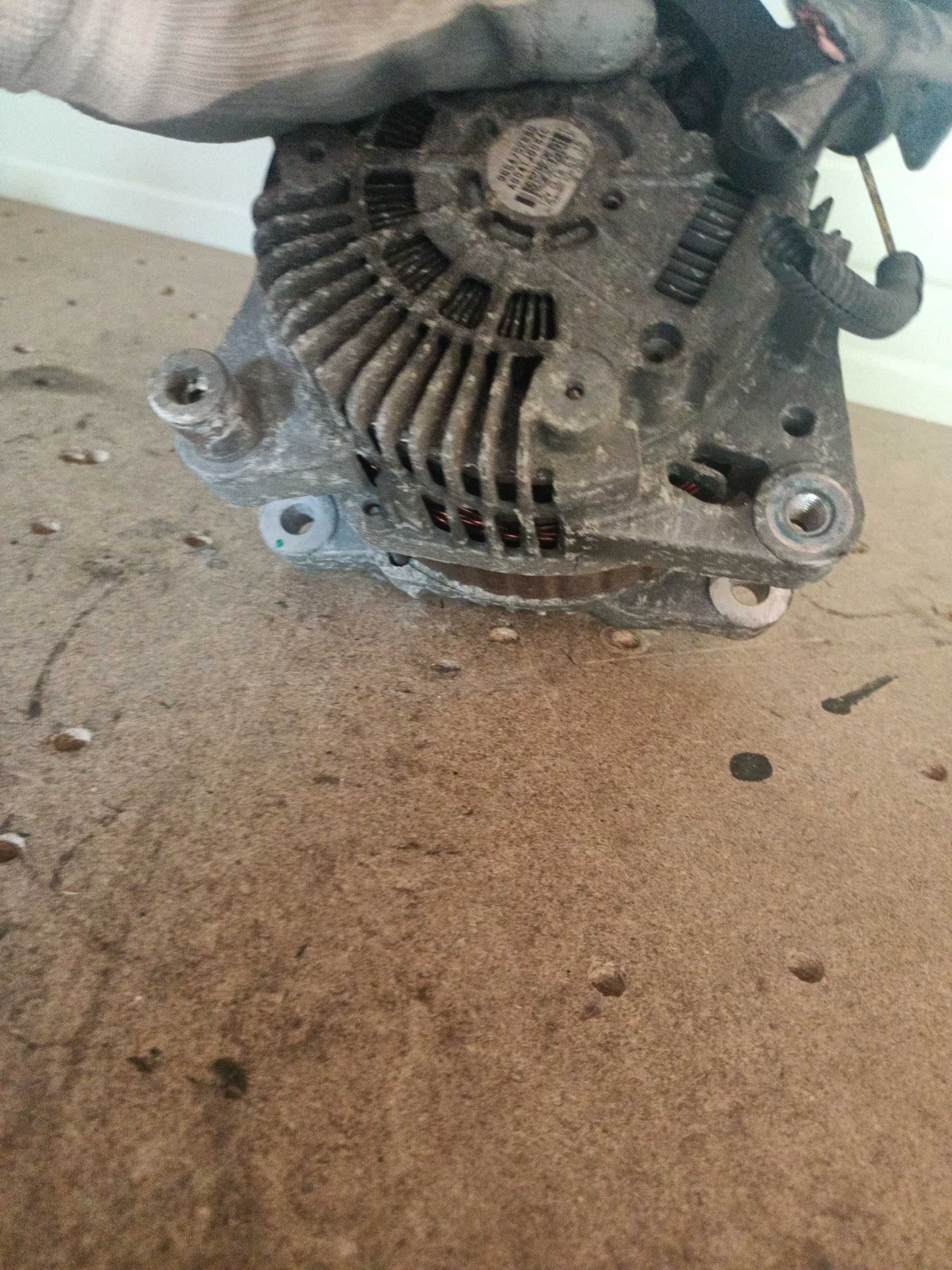 Alternator 2.0 hdi Peugeot 407 Citroen Fiat Scudo