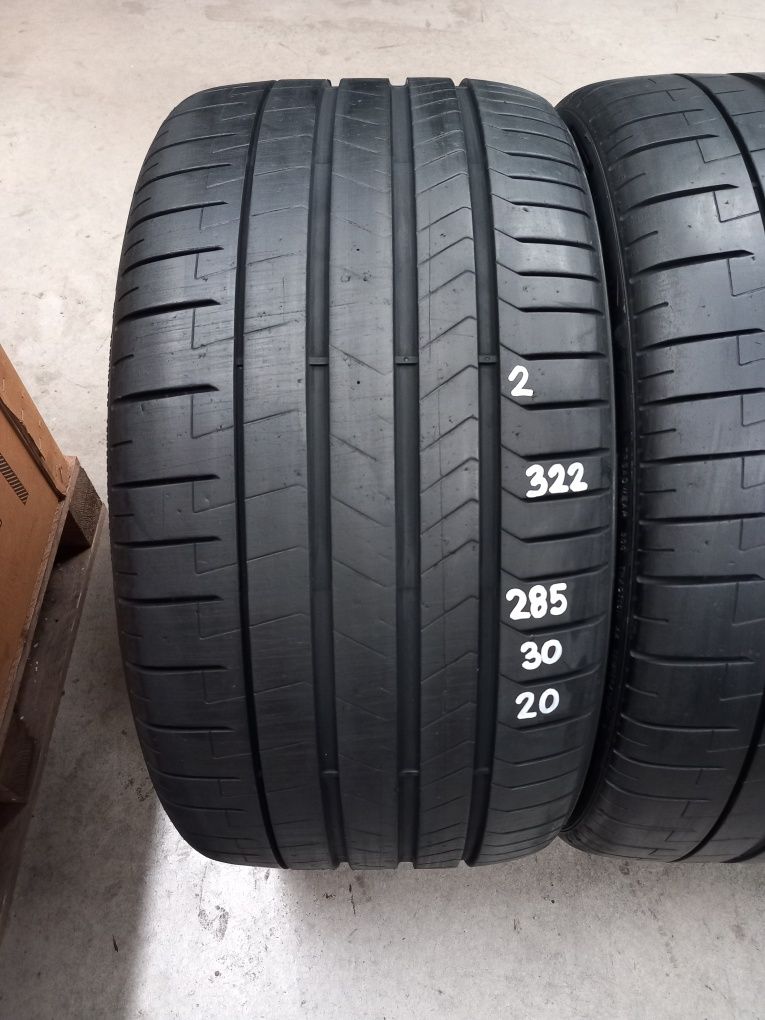 285/30ZR20 2бр.PIRELLI & 2бр.255/35ZR20 GOODYEAR Спорт пакет