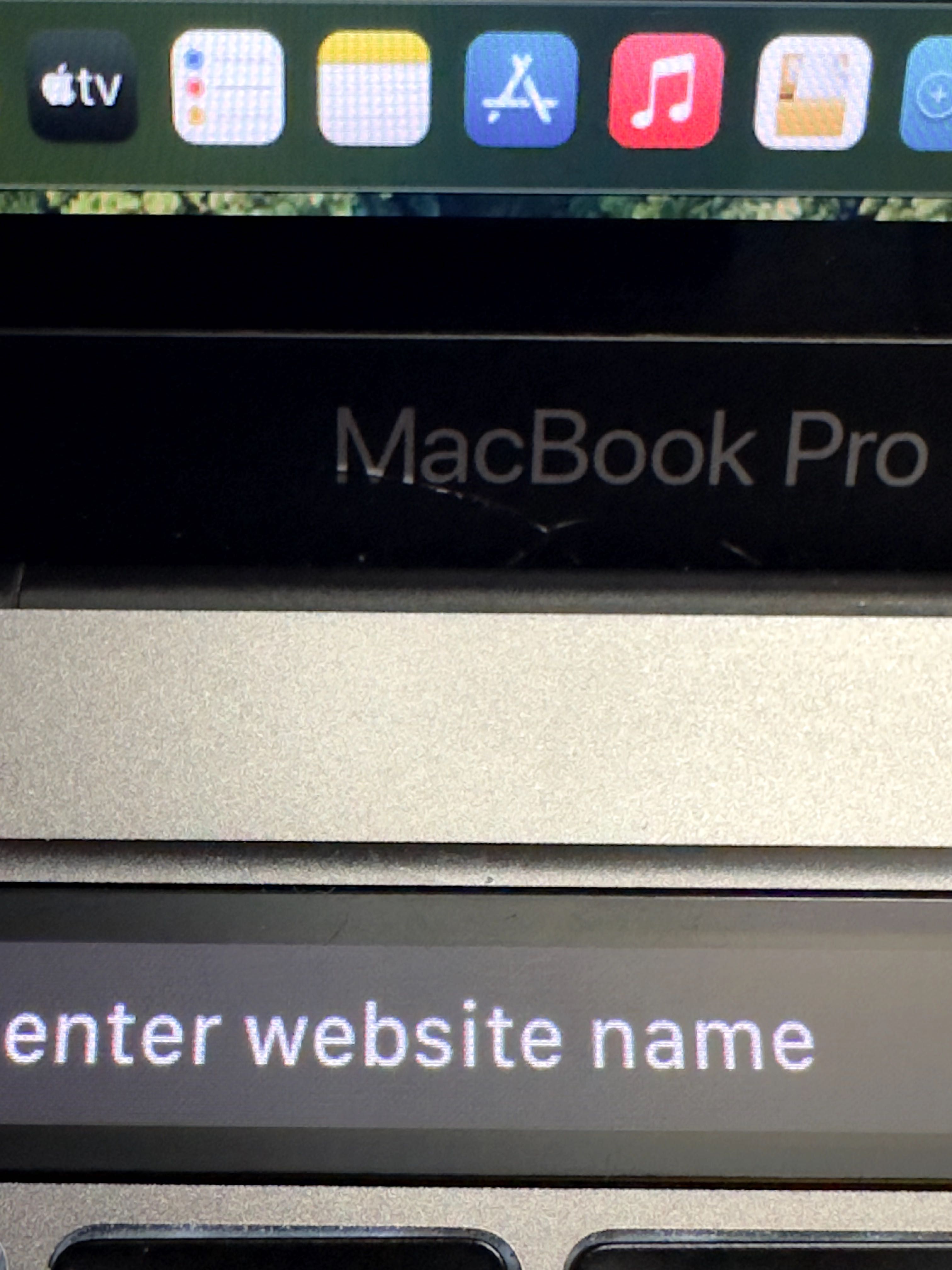 MacBook Pro 13 inch 2018 Touch Bar, 4 Thunderbolt 3 ports