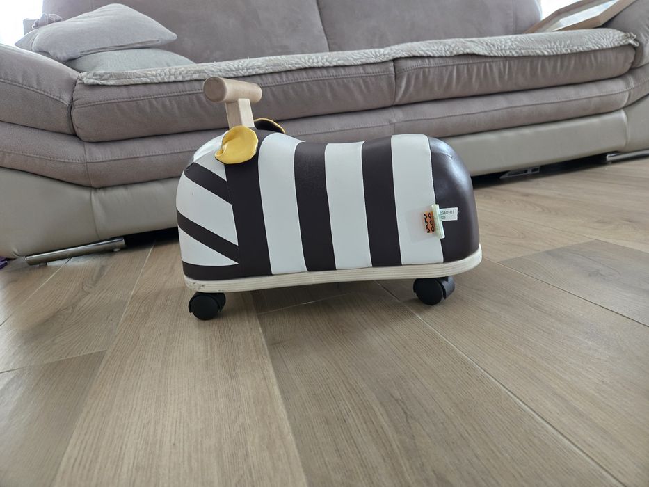 Zebra penteu copii (1-3ani) b.toys