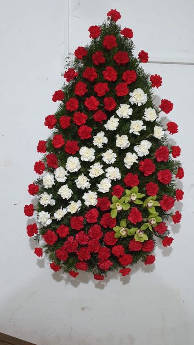 Coroane Funerare (Flori Naturale/Artificiale)