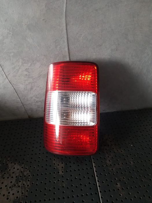Stop tripla lampa stanga vw caddy 3 2k 2k0945257 4vex13n005ab