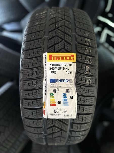 245/45/19 PIRELLI 4бр