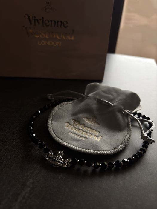 Lanturi Vivienne Westwood Diverse la alegere