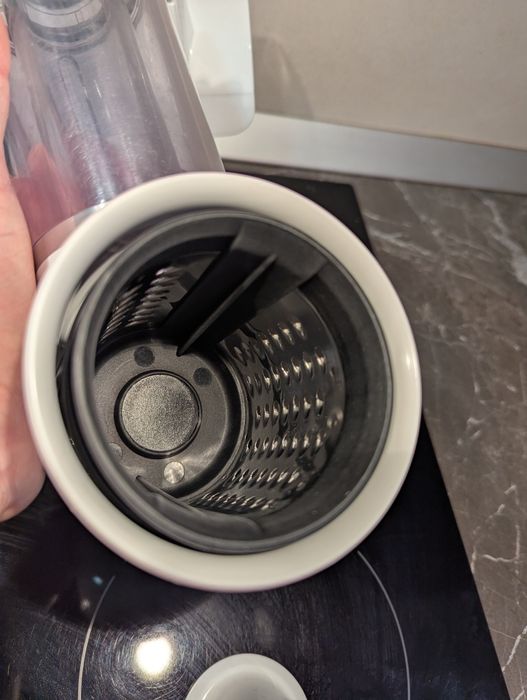 KitchenAid - 3 accesorii (tocat, stors, mărunțit, feliat)