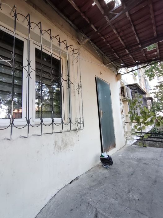 Сдается 1 комн квартира на Дархане. 400$ 1 этаж