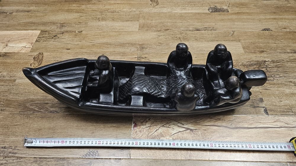 Decoratiune barca din lemn