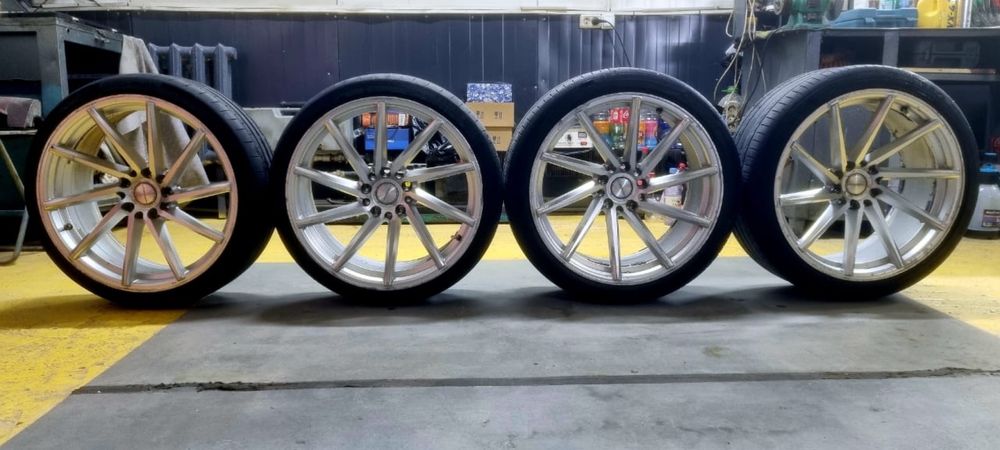 R19 продается диски Vossen