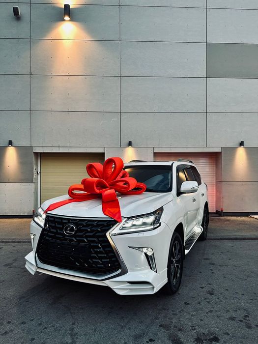 Автомобильный бантик | Бант на авто | Тенты на авто