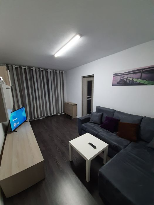Inchiriez apartament în Curtea de Argeș