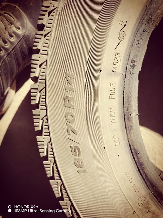 Продам шины новый 14 размер