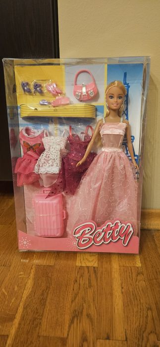 Нова кукла Betty