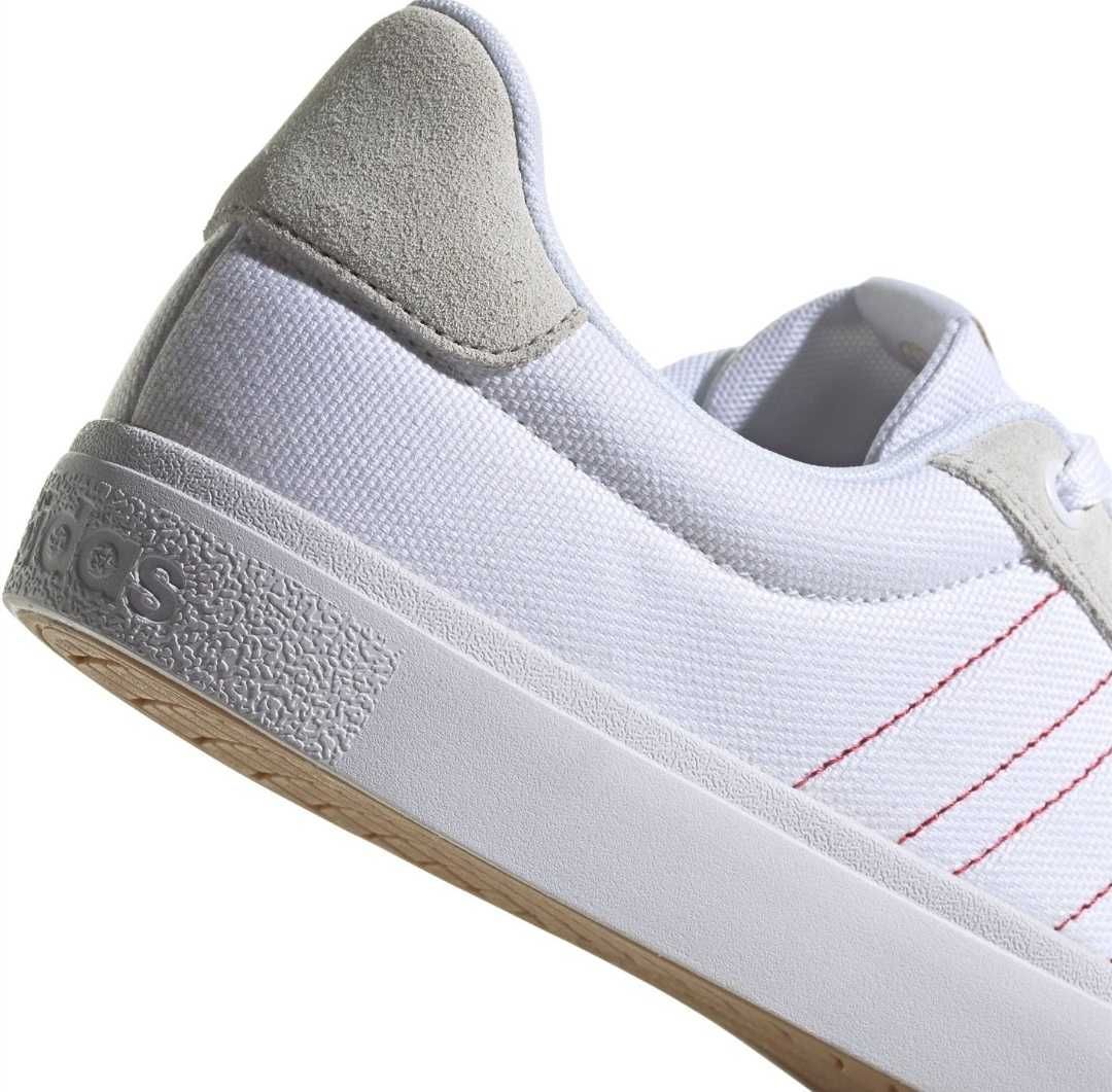Оригинални кецове на Аdidas Vulcraid3R! 42