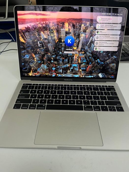 Макбук про 13 в хорошем состоянии