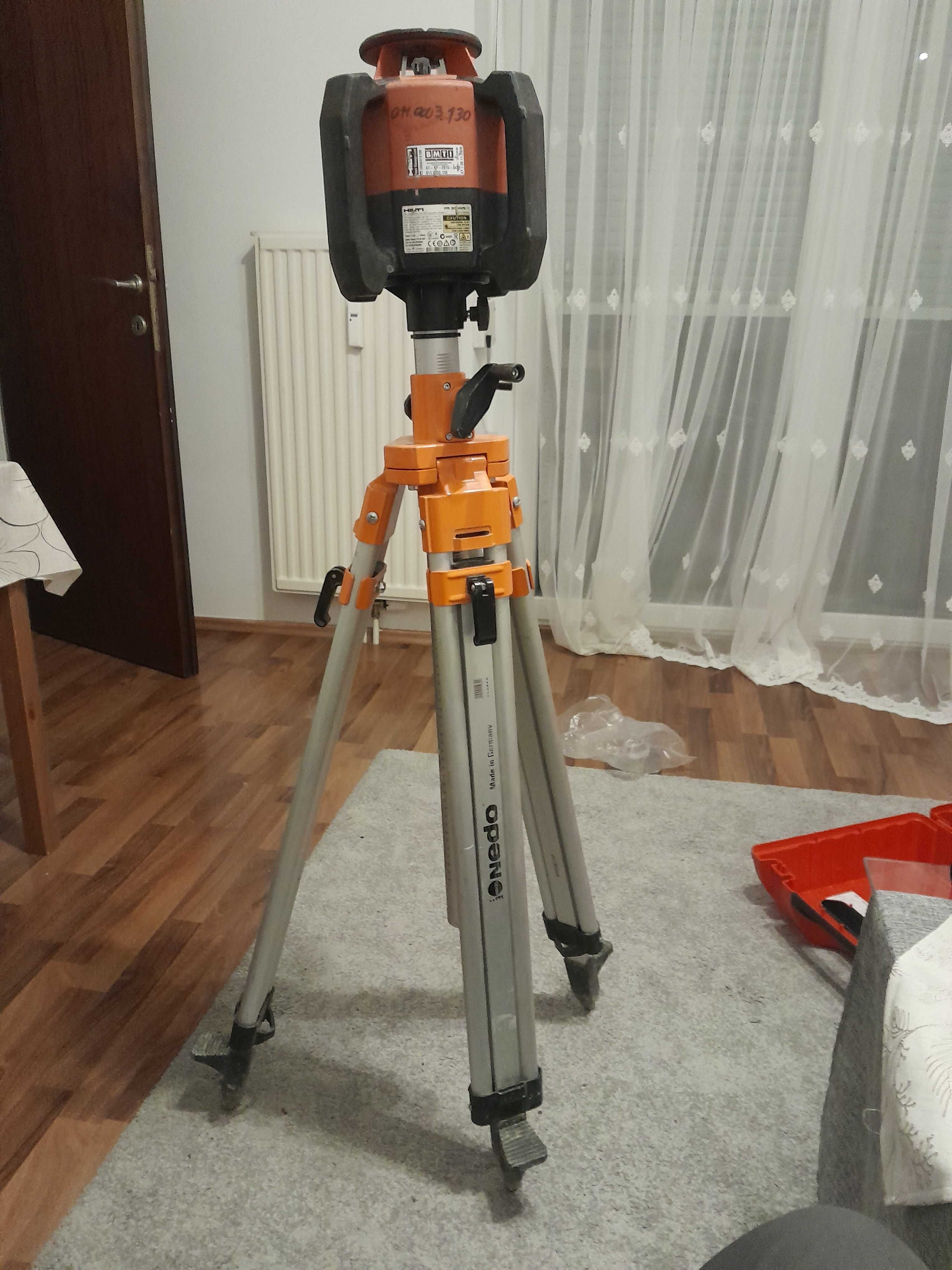 Se vinde Hilti  Laser