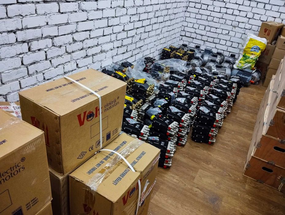 faqat OPTOM Pompa-насос HAWK 200bar Sam Moyka uchun