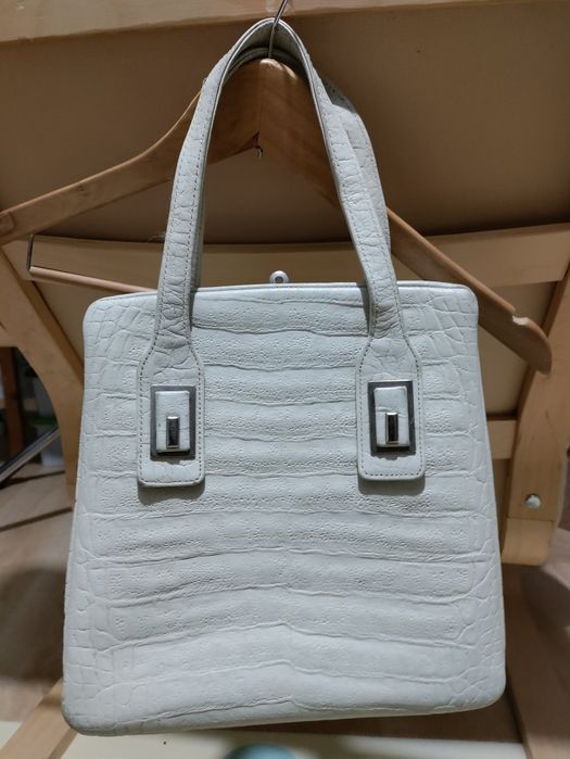 Сумки по  1000 ТГ каждая кожаная, плетёная, тканевая, винтажная