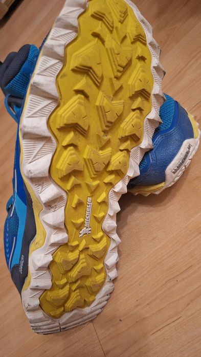 Маратонки за бягане