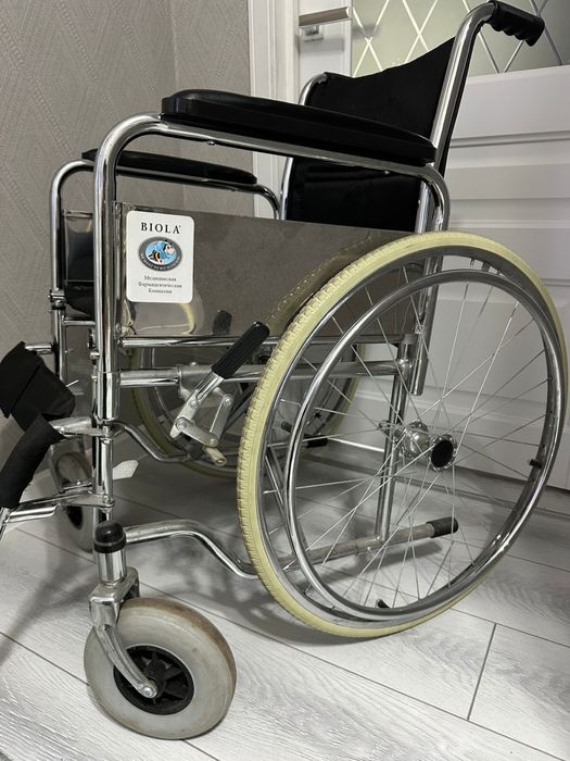 Инвалидное кресло