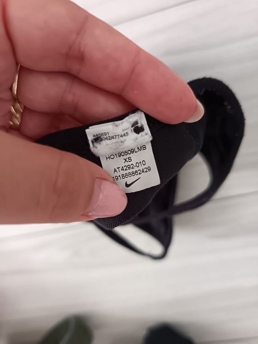 Nike bustiera sport damă XS