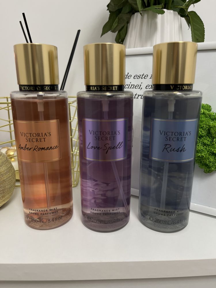 Spray Victoria’s Secret