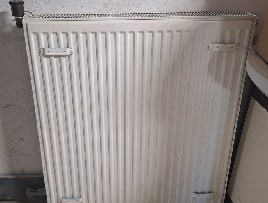 Vand calorifere in stare buna