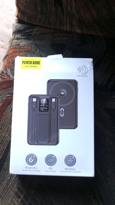 Продам беспроводную зарядку.