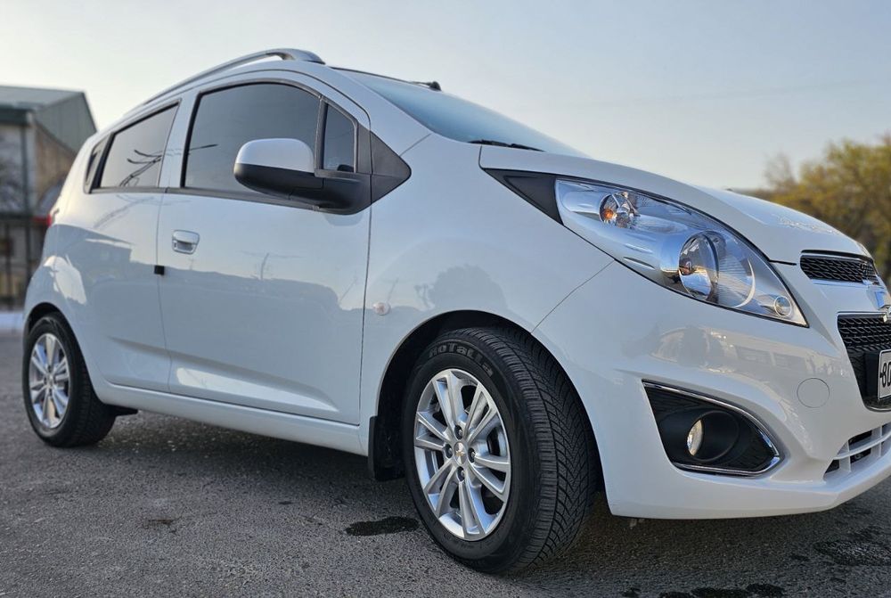 Chevrolet spark avtomat