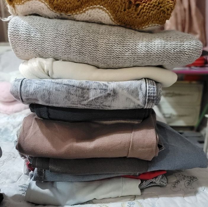 Продам пакеты вещей женских