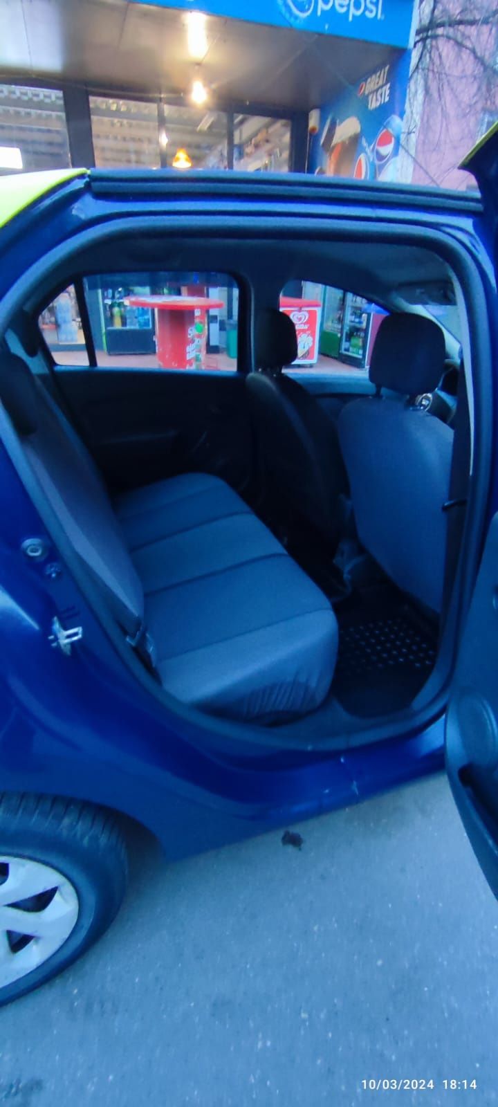Vând autoturism marca Dacia logan