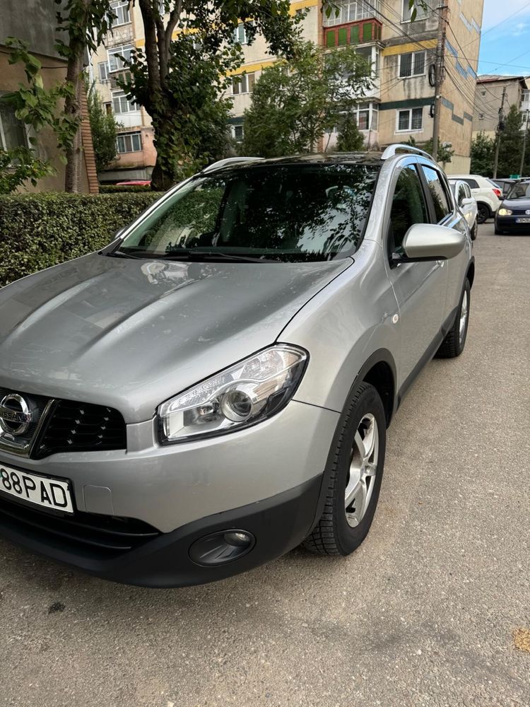 Nissan Qashqai j10 2012