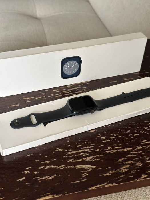 Apple watch 8 GPS + Cellular 45 mm - Midnight aluminium