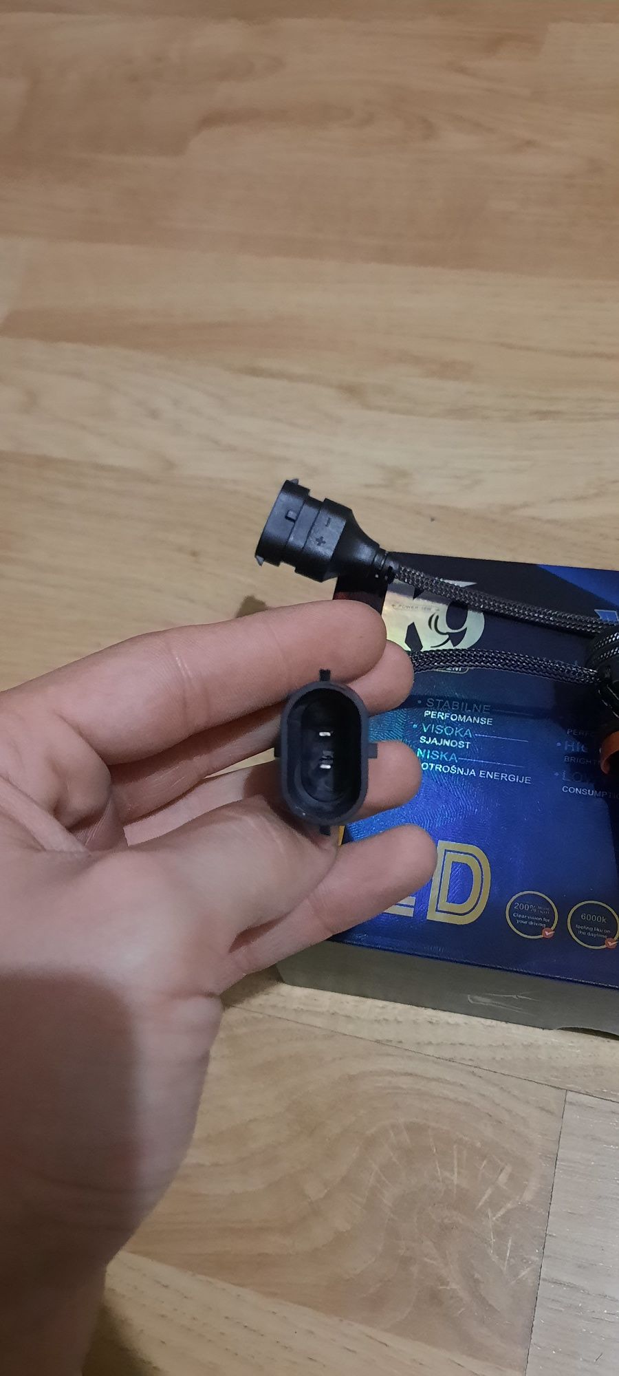 Продавам LED крушки Mitutoyo K9 H11